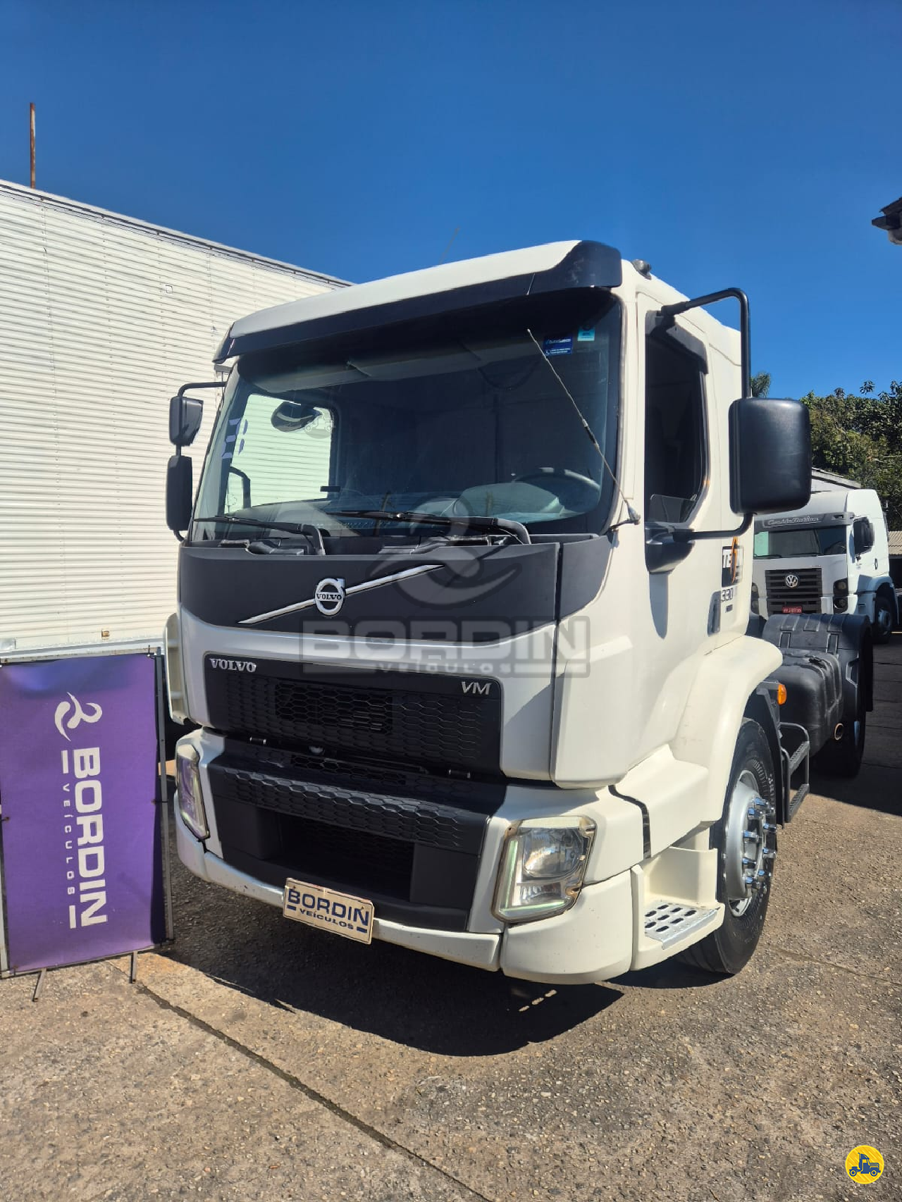 CAMINHAO VOLVO VOLVO VM 330 Cavalo Mecânico Cavalo 4x2 Bordin Veículos SAO BERNARDO DO CAMPO SÃO PAULO SP